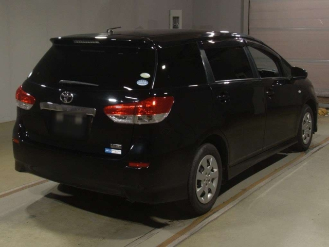 TOYOTA WISH 2011