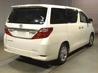 TOYOTA ALPHARD 2013