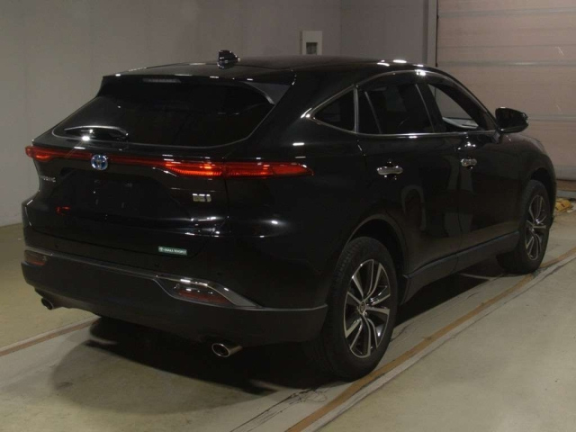 TOYOTA HARRIER 2022