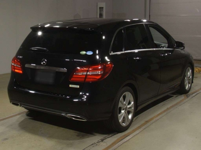 MERCEDES BENZ B CLASS 2018