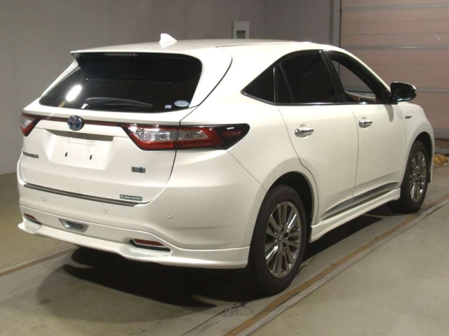 TOYOTA HARRIER 2019