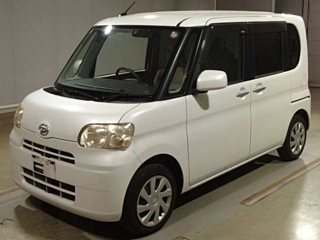 DAIHATSU TANTO 2012