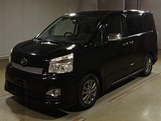 TOYOTA VOXY 2012