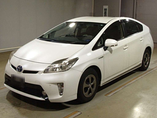 TOYOTA PRIUS 2013