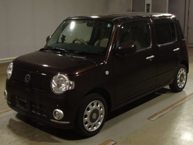 DAIHATSU MIRA 2010
