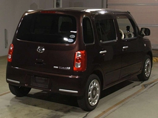 DAIHATSU MIRA 2010