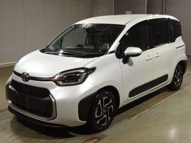 TOYOTA SIENTA 2025