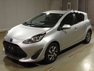 TOYOTA AQUA 2020