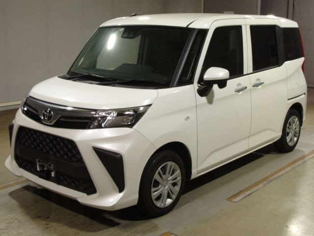 TOYOTA ROOMY 2022