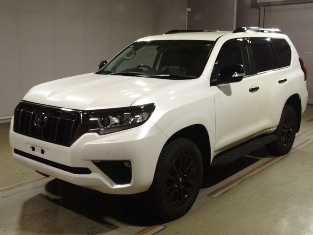 TOYOTA LAND CRUISER PRADO 2021
