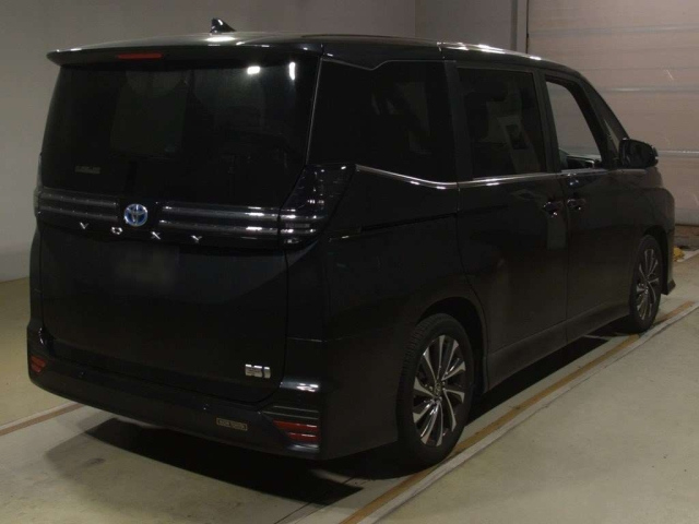 TOYOTA VOXY 2022