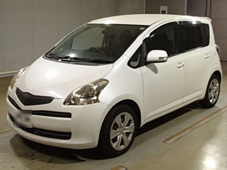 TOYOTA RACTIS 2010