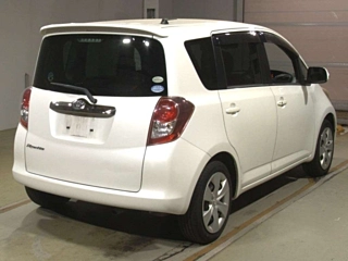 TOYOTA RACTIS 2010