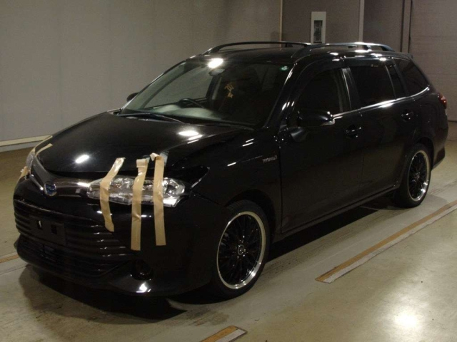 TOYOTA COROLLA FIELDER 2015