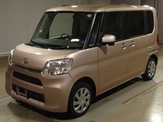 DAIHATSU TANTO 2016