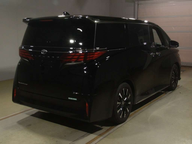 TOYOTA ALPHARD 2023