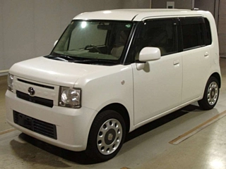 TOYOTA PIXIS SPACE 2014