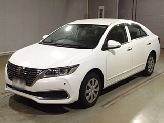 TOYOTA PREMIO 2020