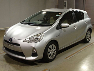 TOYOTA AQUA 2012