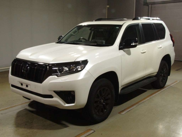 TOYOTA LAND CRUISER PRADO 2021