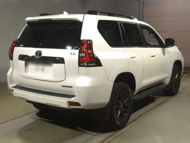 TOYOTA LAND CRUISER PRADO 2021