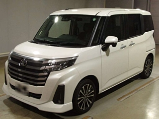 TOYOTA ROOMY 2021