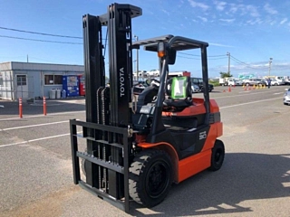 TOYOTA FORKLIFT 2017