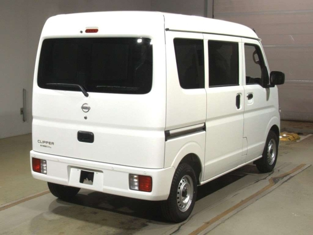 NISSAN CLIPPER VAN 2024