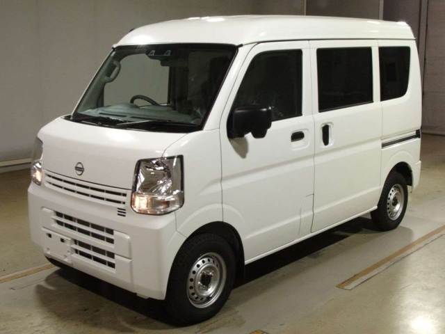 NISSAN CLIPPER VAN 2024