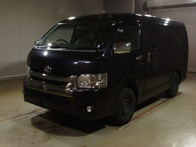 TOYOTA REGIUS ACE VAN 2017