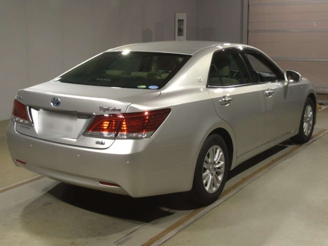 TOYOTA CROWN 2013