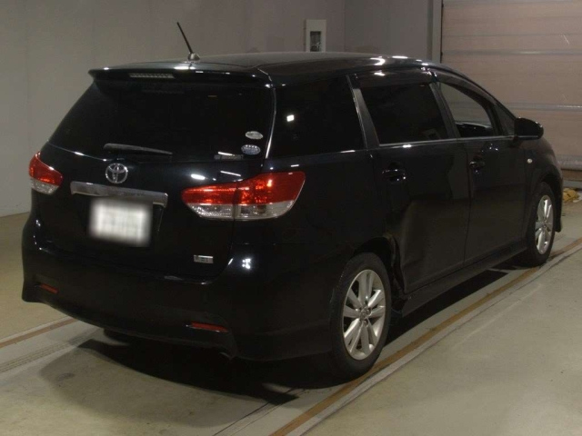TOYOTA WISH 2009