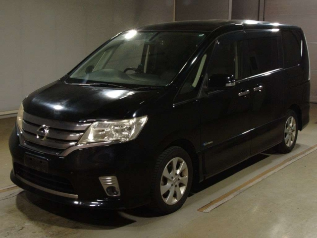 NISSAN SERENA 2013