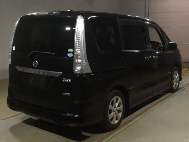 NISSAN SERENA 2013
