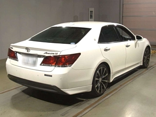 TOYOTA CROWN 2013