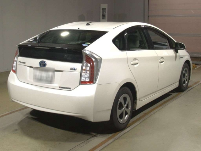 TOYOTA PRIUS 2012