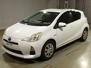 TOYOTA AQUA 2012