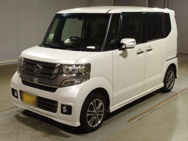 HONDA N BOX 2015