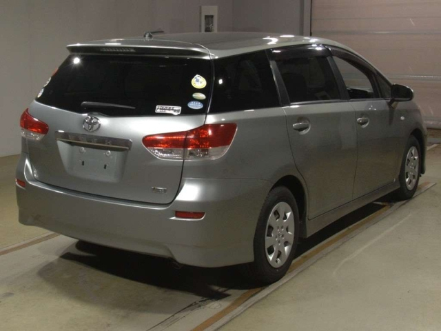 TOYOTA WISH 2009