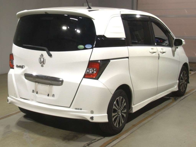 HONDA FREED 2014