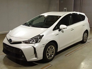 TOYOTA PRIUS ALPHA 2019