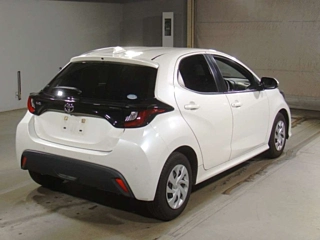 TOYOTA YARIS 2021