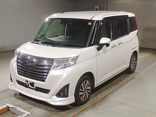 TOYOTA ROOMY 2018