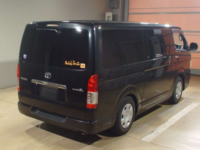 TOYOTA HIACE VAN 2008