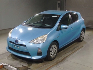 TOYOTA AQUA 2012