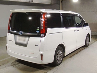 TOYOTA ESQUIRE 2015