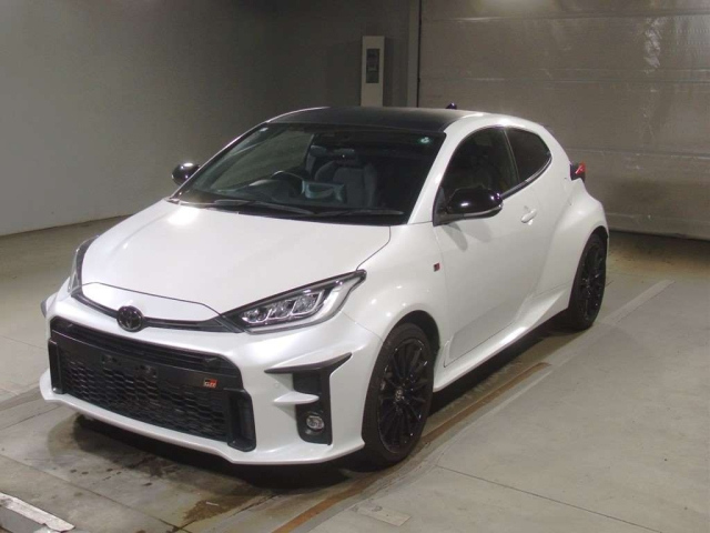 TOYOTA YARIS 2021