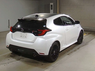 TOYOTA YARIS 2021