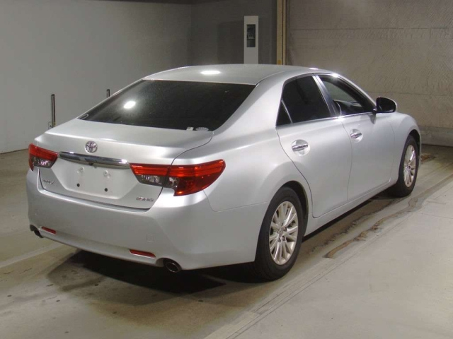 TOYOTA MARK X 2013