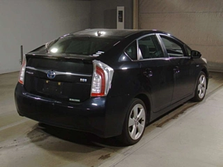 TOYOTA PRIUS 2012